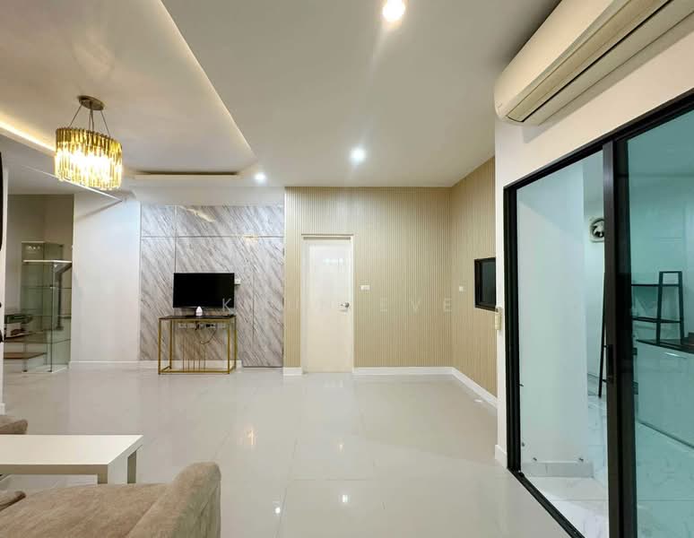 Pleno Sukhumvit-Bangna : ทาวน์โฮม พลีโน่ สุขุมวิท-บางนา, สมุทรปราการ, ถนนบัวนครินทร์, บางแก้ว, บางพลี, สมุทรปราการ, 110 ตร.ม., ทาวน์เฮ้าส์ ให้เช่า, โดย Khun Eve, 500405637 - DDproperty.com