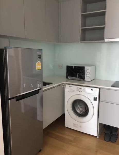 Noble Revo Silom, Bangkok, 88 Soi Surasak Surasak Road, Silom, Bang Rak, Bangkok, 1 Bedroom, 34 sqm, Condo For Rent, by Tanawat PP, 500405673 - DDproperty.com