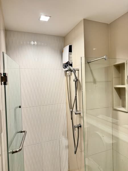 Life Asoke-Rama 9, Bangkok, 626 Asoke-Dindaeng Road, Makkasan, Ratchathewi, Bangkok, 1 Bedroom, 28 sqm, Condo For Rent, by Banjarat Thanomchat, 500405679 - DDproperty.com