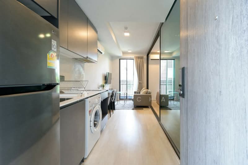 Venio Sukhumvit 10, Bangkok, 10 Sukhumvit, Khlong Toei, Bangkok, 1 Bedroom, 31 sqm, Condo For Rent, by Banjarat Thanomchat, 500405704 - DDproperty.com