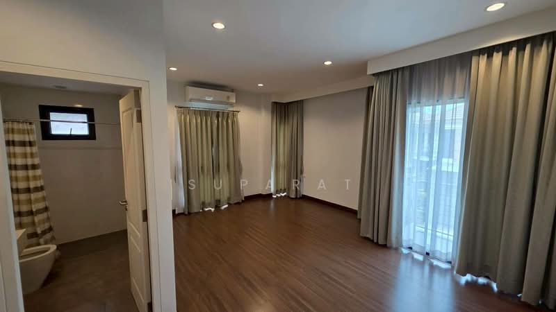 Baan Lumpini Suanluang Rama 9 Phase 2 : บ้านลุมพินี สวนหลวง ร.9 เฟส 2, กรุงเทพ, ถนน เฉลิมพระเกียรติ ร. 9, ประเวศ, กรุงเทพ, 226 ตร.ม., บ้านเดี่ยว ให้เช่า, โดย Suparat, 500405747 - DDproperty.com