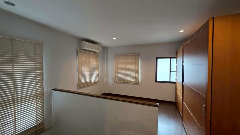 Baan Lumpini Suanluang Rama 9 Phase 2 : บ้านลุมพินี สวนหลวง ร.9 เฟส 2, กรุงเทพ, ถนน เฉลิมพระเกียรติ ร. 9, ประเวศ, กรุงเทพ, 226 ตร.ม., บ้านเดี่ยว ให้เช่า, โดย Suparat, 500405747 - DDproperty.com