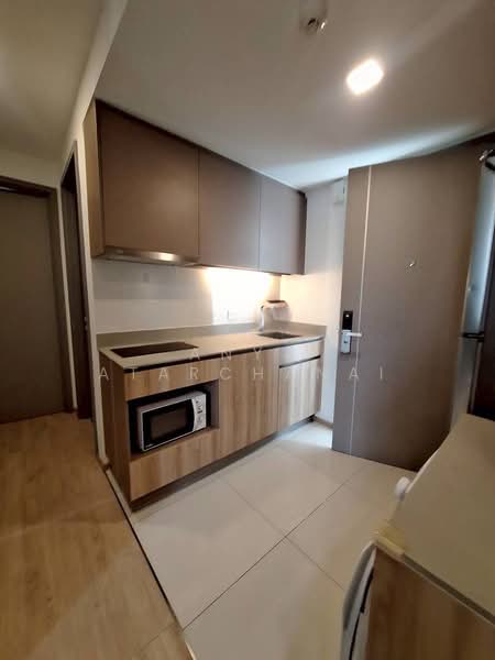 Taka Haus, Bangkok, 99 Soi Ekamai 10, Khlong Tan Nua, Watthana, Bangkok, 2 Bedrooms, 48 sqm, Condo For Rent, by Anya Atarchanai, 500405753 - DDproperty.com