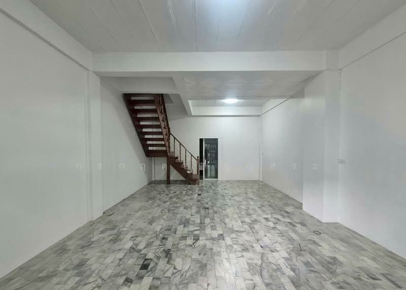 หมู่บ้านศรีชนก ซอยสำเร็จพัฒนา ถนนกาญจนาภิเษก บางใหญ่, Nonthaburi, ซอยสำเร็จพัฒนา, Plai Bang, Bang Kruai, Nonthaburi, 2 Bedrooms, 125 sqm, Townhouse For Sale, by กรกฤตย์ บุญสระ, 500405808 - DDproperty.com