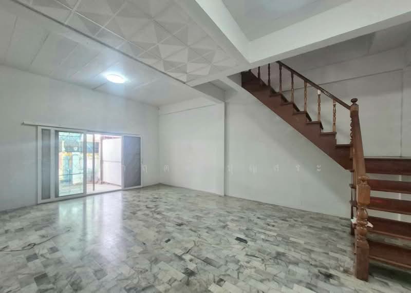 หมู่บ้านศรีชนก ซอยสำเร็จพัฒนา ถนนกาญจนาภิเษก บางใหญ่, Nonthaburi, ซอยสำเร็จพัฒนา, Plai Bang, Bang Kruai, Nonthaburi, 2 Bedrooms, 125 sqm, Townhouse For Sale, by กรกฤตย์ บุญสระ, 500405808 - DDproperty.com
