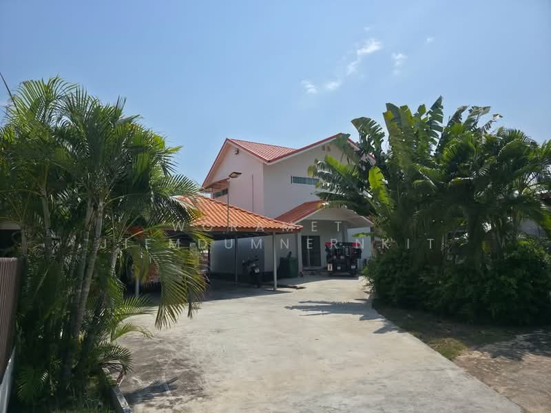 10-BR House, Prachuap Khiri Khan, Pak Nam Pran, Pran Buri, Prachuap Khiri Khan, 10+ Bedrooms, 7,038 sqm, Single Detached House For Sale, by Woramet Jiemdumnernkit, 500405821 - DDproperty.com