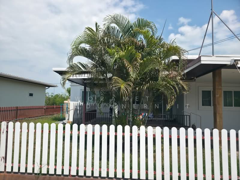 10-BR House, Prachuap Khiri Khan, Pak Nam Pran, Pran Buri, Prachuap Khiri Khan, 10+ Bedrooms, 7,038 sqm, Single Detached House For Sale, by Woramet Jiemdumnernkit, 500405821 - DDproperty.com