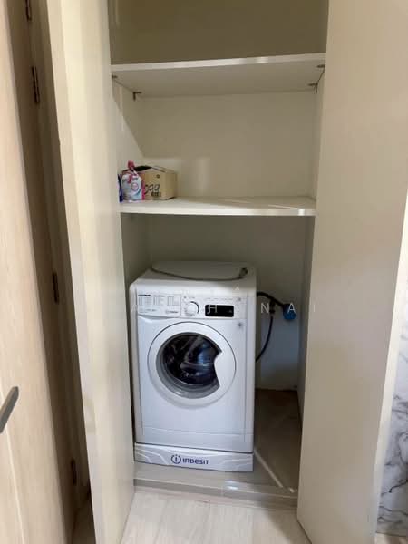 Life Asoke, Bangkok, Asoke-Dindang Road, Bang Kapi, Huai Khwang, Bangkok, 2 Bedrooms, 55 sqm, Condo For Rent, by Anya Atarchanai, 500405824 - DDproperty.com