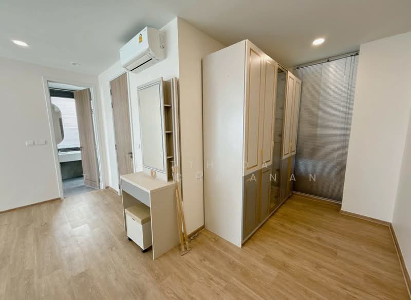 3-BR Villa, Bangkok, Lat Krabang, Bangkok, 3 Bedrooms, 250 sqm, Villa For Rent, by Aphisit Khotudon, 500405833 - DDproperty.com