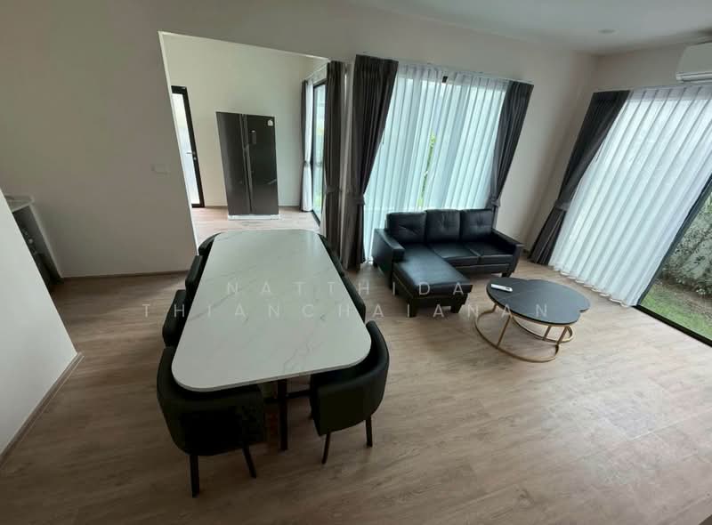 3-BR Villa, Bangkok, Lat Krabang, Bangkok, 3 Bedrooms, 250 sqm, Villa For Rent, by Aphisit Khotudon, 500405833 - DDproperty.com