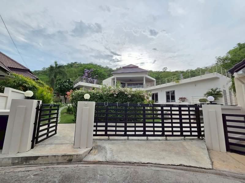 Hua Hin Horizon, Prachuap Khiri Khan, Soi Hua Hin 88, Petchkasem Road, Hua Hin, Prachuap Khiri Khan, 5 Bedrooms, 390 sqm, Villa For Sale, by Mark Puttkammer, 500405874 - DDproperty.com