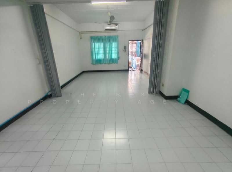 ทาวน์เฮ้าส์หน้าเมือง ฉะเชิงเทรา, Chachoengsao, Nha Mueng, Muang Chachoengsao, Chachoengsao, 2 Bedrooms, 100 sqm, Townhouse For Sale, by The Best Property Agent แก้ว, 500405887 - DDproperty.com