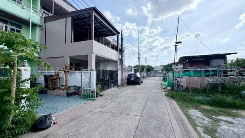 รามอินทราซอย 4, กรุงเทพ, รามอินทรา, อนุสาวรีย์, บางเขน, กรุงเทพ, 120 ตร.ม., ทาวน์เฮ้าส์ ขาย, โดย คุณ พิมพ์สิริ คุ้มภัยรัญ ( ทราย ), 500405892 - DDproperty.com