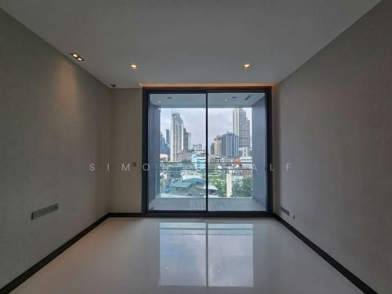Q1 Sukhumvit, Bangkok, 1 Sukhumvit Road, Khlong Toei, Bangkok, 2 Bedrooms, 92 sqm, Condo For Sale, by Simon Decalf, 500405896 - DDproperty.com