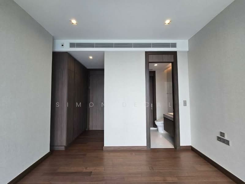 Q1 Sukhumvit, Bangkok, 1 Sukhumvit Road, Khlong Toei, Bangkok, 2 Bedrooms, 92 sqm, Condo For Sale, by Simon Decalf, 500405896 - DDproperty.com