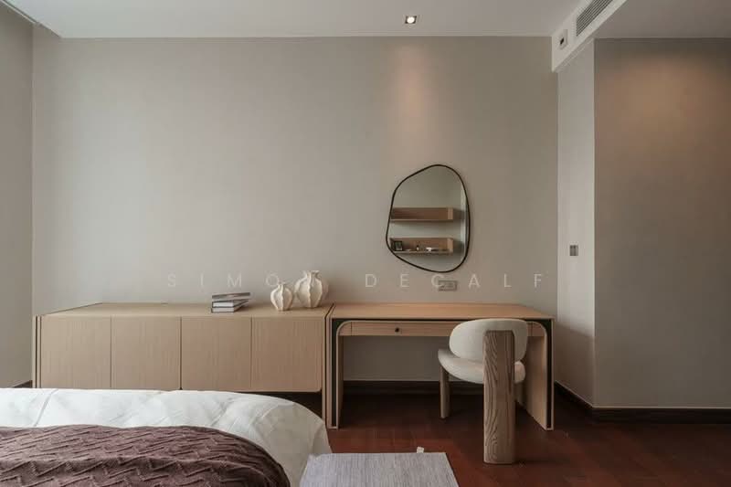 Q1 Sukhumvit, Bangkok, 1 Sukhumvit Road, Khlong Toei, Bangkok, 2 Bedrooms, 108 sqm, Condo For Rent, by Simon Decalf, 500405914 - DDproperty.com