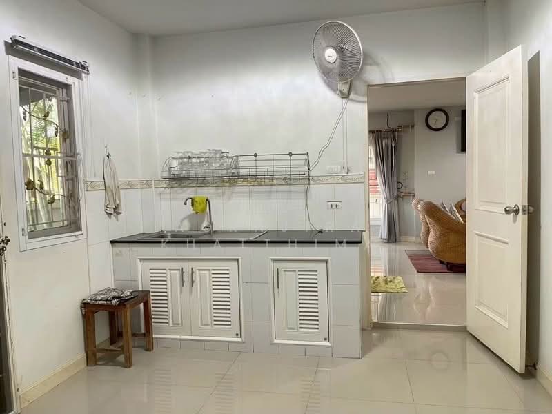 R1004 | 4-Bedroom Two-Storey Detached House for Rent (Gated Community), Louis Intersection, Chiang Mai, San Pu Loei, Doi Saket, Chiang Mai, 4 Bedrooms, 220 sqm, Single Detached House For Rent, by Aornjira Khatthima, 500405928 - DDproperty.com