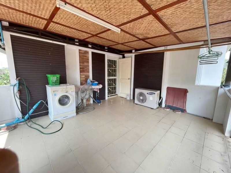R1004 | 4-Bedroom Two-Storey Detached House for Rent (Gated Community), Louis Intersection, Chiang Mai, San Pu Loei, Doi Saket, Chiang Mai, 4 Bedrooms, 220 sqm, Single Detached House For Rent, by Aornjira Khatthima, 500405928 - DDproperty.com