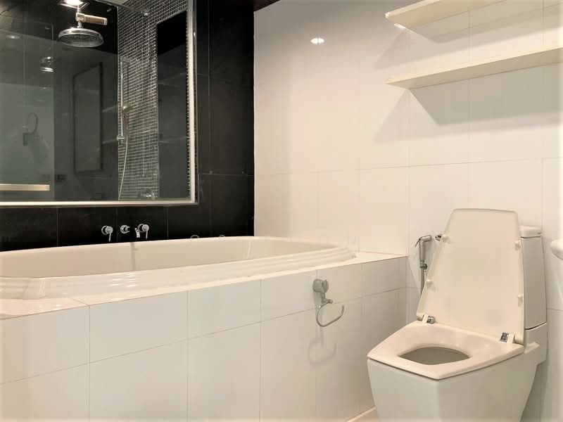 The Address Sukhumvit 42, Bangkok, 39 Soi Barbot 1, Sukhumvit Road, Phra Kanong, Khlong Toei, Bangkok, 2 Bedrooms, 70 sqm, Condo For Rent, by CS Poon, 500405937 - DDproperty.com
