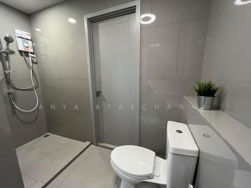 Chapter One Flow Bangpo, Bangkok, 899 Pracharat Sai 1 Road, Bang Sue, Bangkok, 2 Bedrooms, 45 sqm, Condo For Rent, by Anya Atarchanai, 500405938 - DDproperty.com