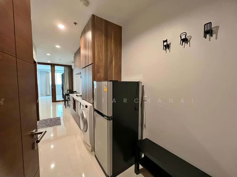 Sukhumvit City Resort, Bangkok, 51 Soi Sukhumvit 11, Khlongtoei Nua, Watthana, Bangkok, 1 Bedroom, 47 sqm, Condo For Sale, by Anya Atarchanai, 500405940 - DDproperty.com