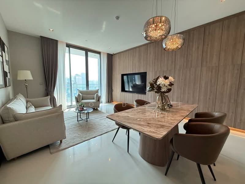 Q1 Sukhumvit, Bangkok, 1 Sukhumvit Road, Khlong Toei, Bangkok, 2 Bedrooms, 108 sqm, Condo For Rent, by Simon Decalf, 500405947 - DDproperty.com
