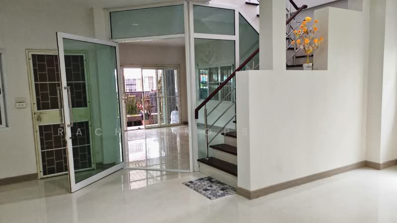 Two-story detached house in Hat Yai city, Chok Sanam Khun area. 43 sq.wa. 3 bedrooms. Special price:, Songkhla, Hat-Yai, Hat Yai, Songkhla, 3 Bedrooms, 80 sqm, Townhouse For Sale, by Rachen Nopsuwan, 500405984 - DDproperty.com