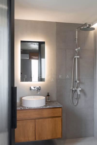 D.S. Tower 2 Sukhumvit 39, Bangkok, Soi Sukhumvit 39, Khlong Tan Nua, Watthana, Bangkok, 2 Bedrooms, 287 sqm, Condo For Sale, by Chanikarn Lumphrom, 500406026 - DDproperty.com