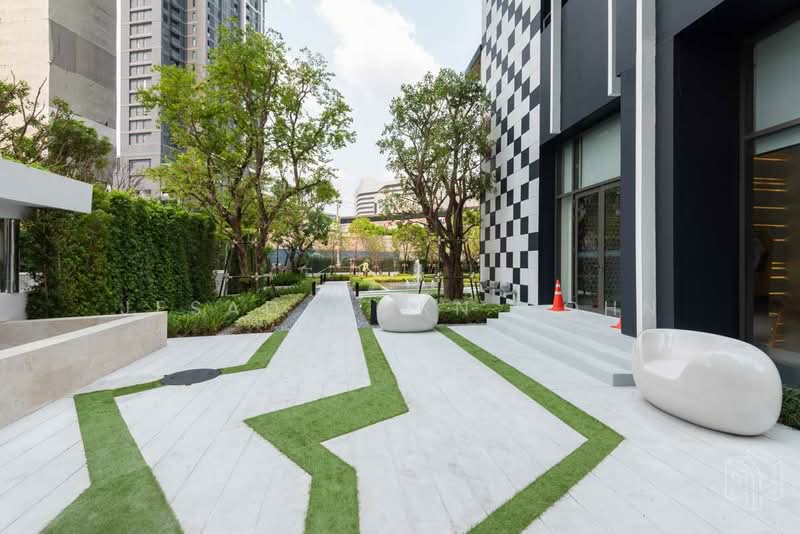 Life Ladprao, Bangkok, 992 Ladprao Road, Jom Phon, Chatuchak, Bangkok, 1 Bedroom, 28 sqm, Condo For Sale, by Jesadakorn Cohn, 500406055 - DDproperty.com