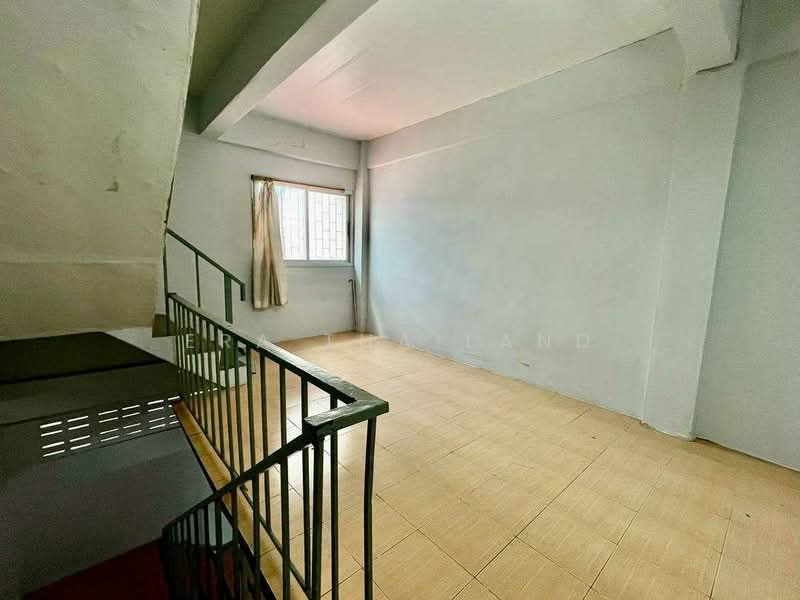 ขาย/ให้เช่า อาคารพาณิชย์ 3.5 ชั้น 16 ตรว. ถ.ประชาอุทิศ 60/1 ใกล้โรงเรียนอิสลามวิทยาลัย, Bangkok, Thung Khru, Bangkok, , 170 sqm, Shophouse For Sale, by ERA Thailand, 500406064 - DDproperty.com
