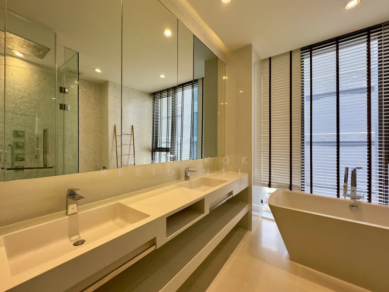 Vittorio 39, Bangkok, 8 Sukhumvit, Khlong Tan Nua, Watthana, Bangkok, 2 Bedrooms, 137 sqm, Condo For Sale, by Bangkok Residential, 500406121 - DDproperty.com
