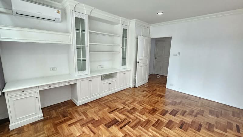 Charan Tower Residences by Aspira, Bangkok, 19 Soi Sukhumvit 43, Khlong Tan Nua, Watthana, Bangkok, 3 Bedrooms, 320 sqm, Condo For Rent, by BANGKOK PROPERTY AGENTS, 500406134 - DDproperty.com