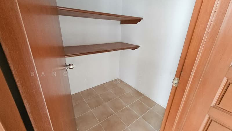 Charan Tower Residences by Aspira, Bangkok, 19 Soi Sukhumvit 43, Khlong Tan Nua, Watthana, Bangkok, 3 Bedrooms, 320 sqm, Condo For Rent, by BANGKOK PROPERTY AGENTS, 500406134 - DDproperty.com