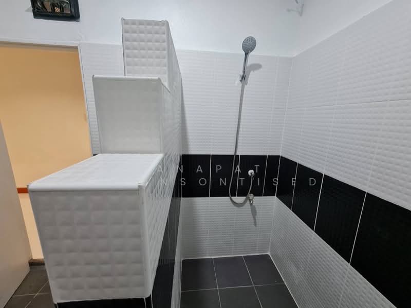 2-BR Townhouse, Bangkok, Bang Na Nuea, Bang Na, Bangkok, 2 Bedrooms, 141 sqm, Townhouse For Sale, by Tanapat Sakonsontised, 500406135 - DDproperty.com