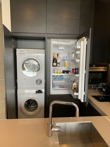 Saladaeng One, Bangkok, Sala Daeng 1 Alley, Silom, Bang Rak, Bangkok, 1 Bedroom, 58 sqm, Condo For Sale, by Simon Decalf, 500406167 - DDproperty.com