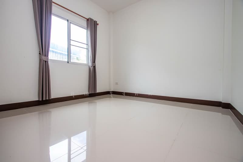 3 Bedroom House for Sale in Saraphi, Chiang Mai, Chum Phu, Saraphi, Chiang Mai, 3 Bedrooms, 120 sqm, Single Detached House For Sale, by คุณ รุ่งทิพย์, 500406208 - DDproperty.com