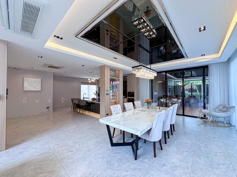 Brand New Modern 4 Bed Pool Villa in the City for Sale, Chiang Mai, Wat Khet, Muang Chiang Mai, Chiang Mai, 4 Bedrooms, 604 sqm, Villa For Sale, by Nunthawat Hiranputtipat, 500406212 - DDproperty.com