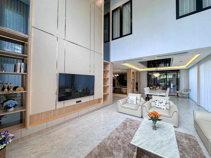 ขายบ้าน ในเมืองเชียงใหม่ บ้านโมเดิร์นพูลวิลล่า 4 ห้องนอน บนที่ดิน 141 ตร.ว, เชียงใหม่, วัดเกต, เมืองเชียงใหม่, เชียงใหม่, 604 ตร.ม., วิลล่า ขาย, โดย นันทวัฒน์ หิรัญพุฒิพัทธ์, 500406212 - DDproperty.com
