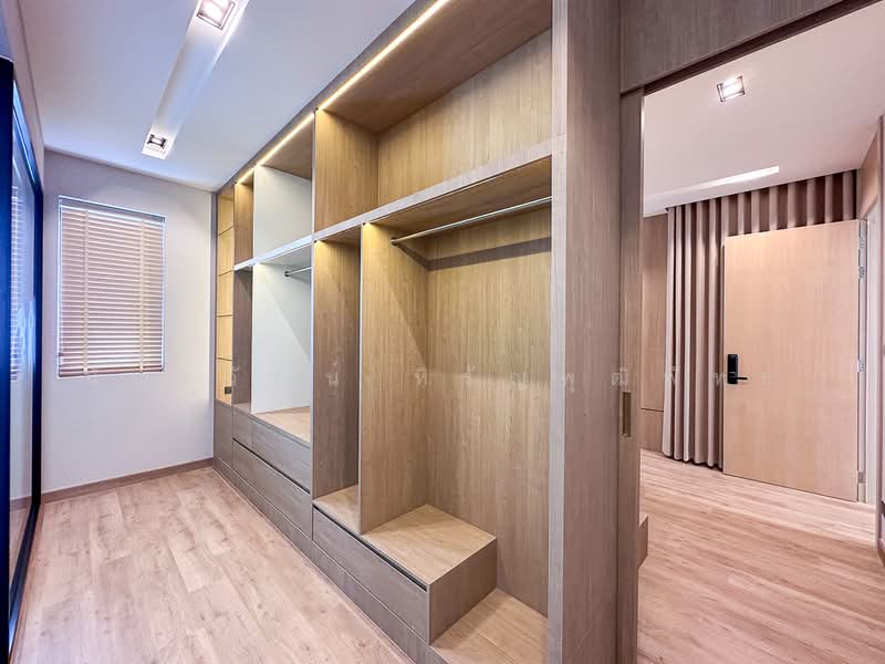 Brand New Modern 4 Bed Pool Villa in the City for Sale, Chiang Mai, Wat Khet, Muang Chiang Mai, Chiang Mai, 4 Bedrooms, 604 sqm, Villa For Sale, by Nunthawat Hiranputtipat, 500406212 - DDproperty.com