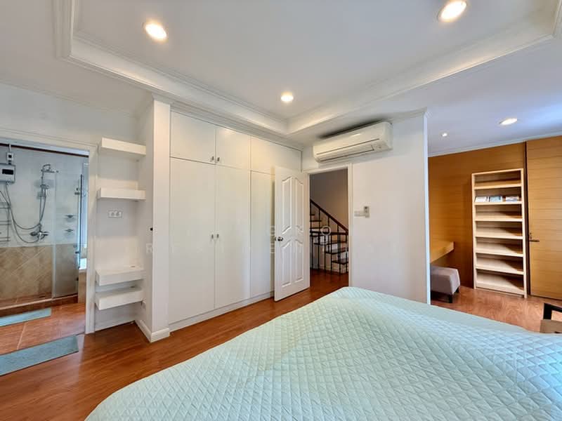 Baan Klang Krung Thonglor : บ้านกลางกรุงทองหล่อ, กรุงเทพ, 55 ซอยสุขุมวิท 55, คลองตันเหนือ, วัฒนา, กรุงเทพ, 320 ตร.ม., ทาวน์เฮ้าส์ ให้เช่า, โดย Bangkok Residential, 500406250 - DDproperty.com