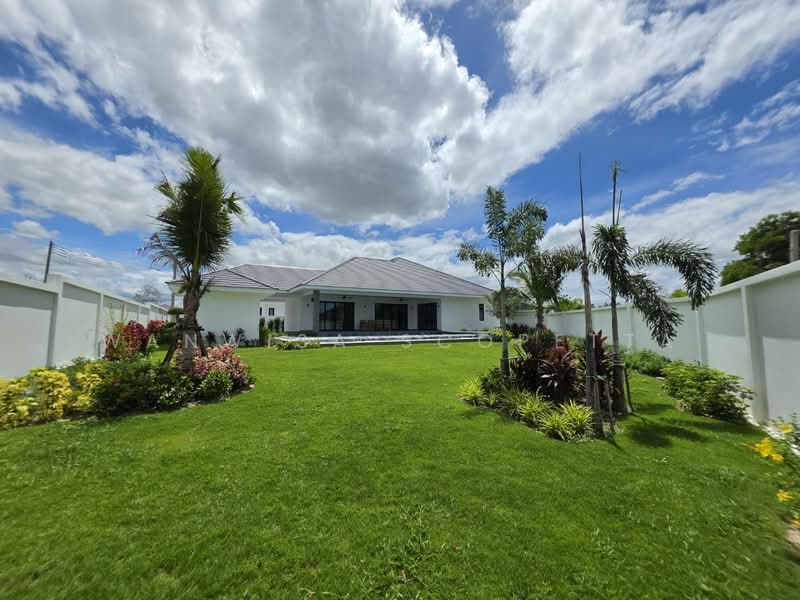 Highland Villas 3 : ไฮแลนด์ วิลล่า 3, ประจวบคีรีขันธ์, หินเหล็กไฟ, หัวหิน, ประจวบคีรีขันธ์, 300 ตร.ม., วิลล่า ขาย, โดย Wanwisa Scopetta, 500406268 - DDproperty.com