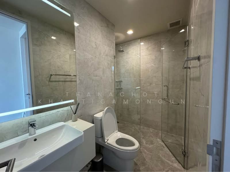 Noble Around Sukhumvit 33, Bangkok, 17 Soi Sukhumvit 33, Khlong Tan Nua, Watthana, Bangkok, 2 Bedrooms, 55 sqm, Condo For Rent, by Thanachot Khantigamongun, 500406333 - DDproperty.com