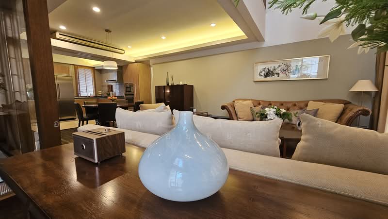 Luxury townhouse Resort Style Living in Ekkamai-Pridi Banomyong, Bangkok, Khlong Tan Nua, Watthana, Bangkok, 1 Bedroom, 355 sqm, Townhouse For Sale, by Attnapol Issarangul Na Ayudhya, 500406351 - DDproperty.com