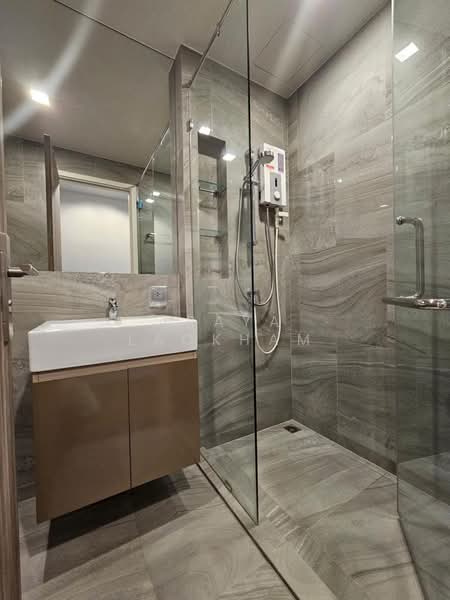 IDEO Q Sukhumvit 36, Bangkok, Soi Sukhumvit 36, Khong Tan, Khlong Toei, Bangkok, 2 Bedrooms, 65 sqm, Condo For Sale, by Araya Laokham, 500406361 - DDproperty.com