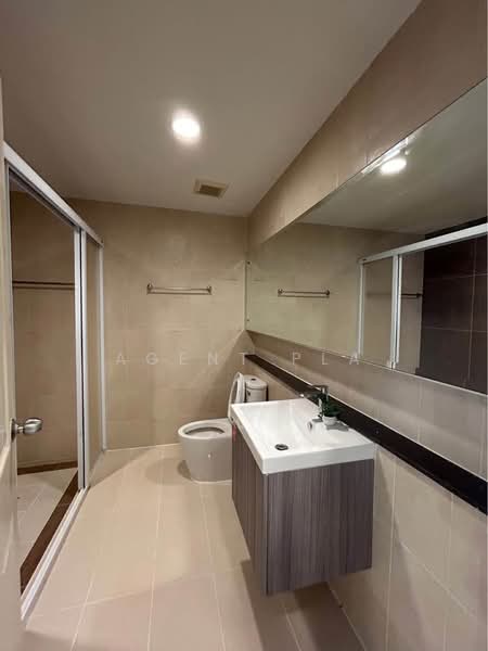 Baan Klang Muang S-Sense Rama 9-Ladprao, Bangkok, Soi Ladprao 84, Ladprao Road, Wang Thonglang, Bangkok, 3 Bedrooms, 160 sqm, Townhouse For Rent, by Agent Pla, 500406401 - DDproperty.com