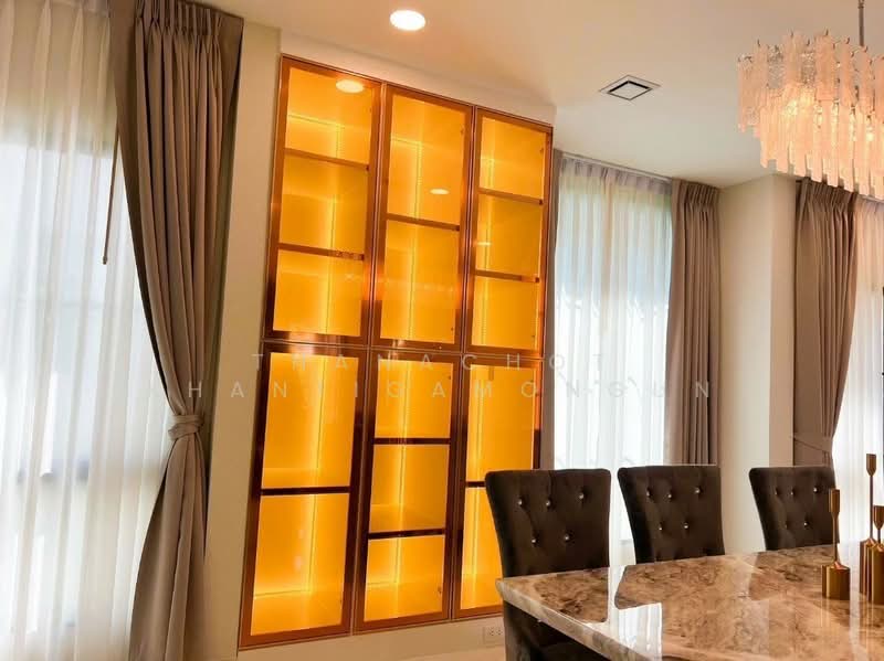 Nantawan Rama 9 - New Krungthepkreetha, Bangkok, Saphan Sung, Bangkok, 4 Bedrooms, 303 sqm, Single Detached House For Rent, by Thanachot Khantigamongun, 500406402 - DDproperty.com