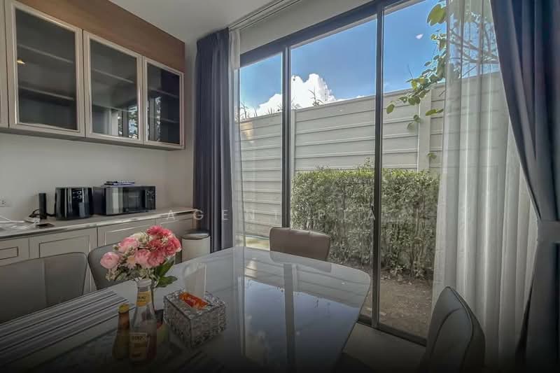 Aerie Srinakarin-Krungthepkreetha, Bangkok, Srinakarin - Romklao Road, Khlong Song Ton Nun, Lat Krabang, Bangkok, 5 Bedrooms, 350 sqm, Single Detached House For Rent, by Agent Pla, 500406424 - DDproperty.com