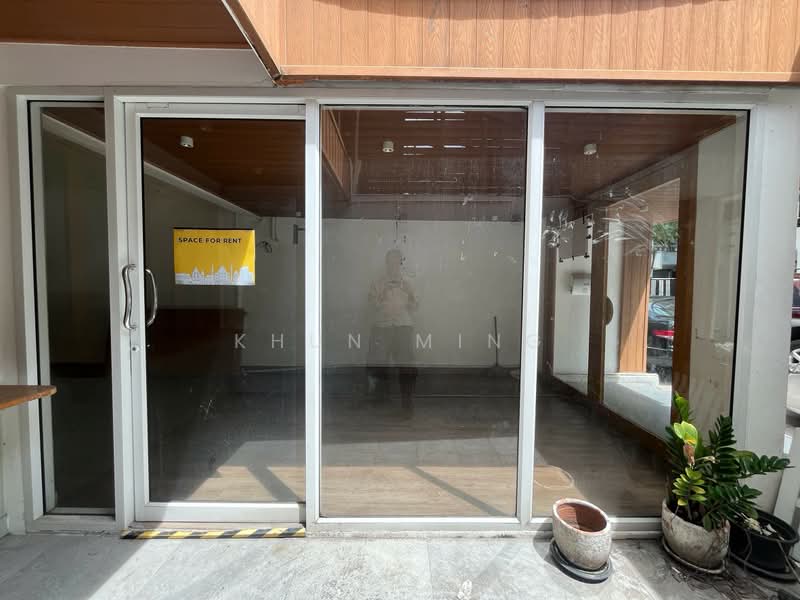 ให้เช่าอาคารพาณิชย์สำหรับทำธุรกิจ ทำเลสุขุมวิท 31 (SPSMG49), กรุงเทพ, สุขุมวิท 31, คลองตันเหนือ, วัฒนา, กรุงเทพ, 250 ตร.ม., ตึกแถว-อาคารพาณิชย์ ให้เช่า, โดย Khun Ming, 500406488 - DDproperty.com