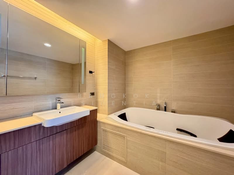 The Hudson Sathorn 7 : เดอะ ฮัดสัน สาทร 7, กรุงเทพ, 131 ถนน สาทรใต้, ทุ่งมหาเมฆ, สาทร, กรุงเทพ, 318 ตร.ม., คอนโด ขาย, โดย Bangkok Residential, 500406568 - DDproperty.com