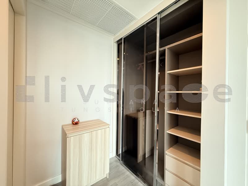 The Room BTS Wongwianyai, Bangkok, 44 KrungThonBuri Road, Khlong Ton Sai, Khlong San, Bangkok, 2 Bedrooms, 77 sqm, Condo For Rent, by Suthana Tungsriouya, 500406599 - DDproperty.com